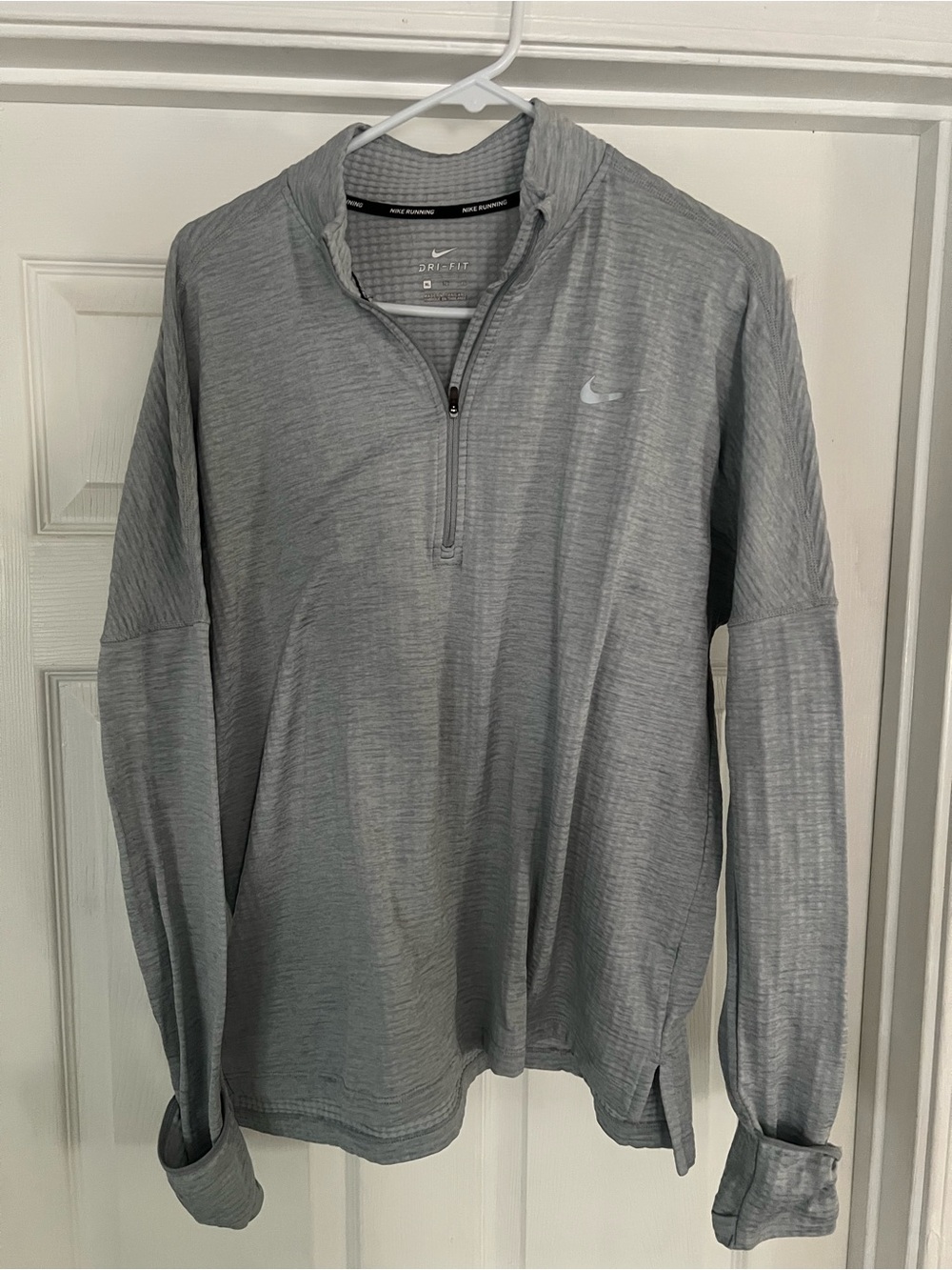Nike Women’s Grey Quarter-Zip Performance Pullover
